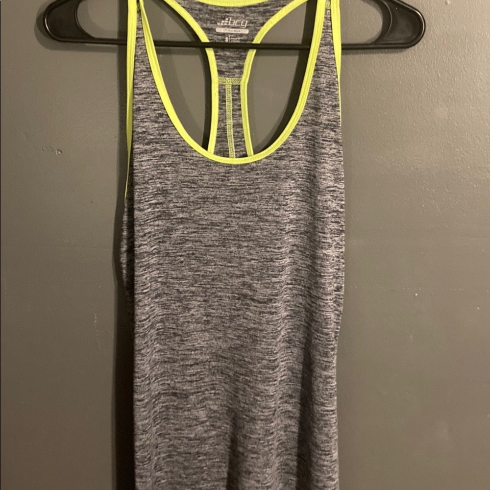 Athletic tank top